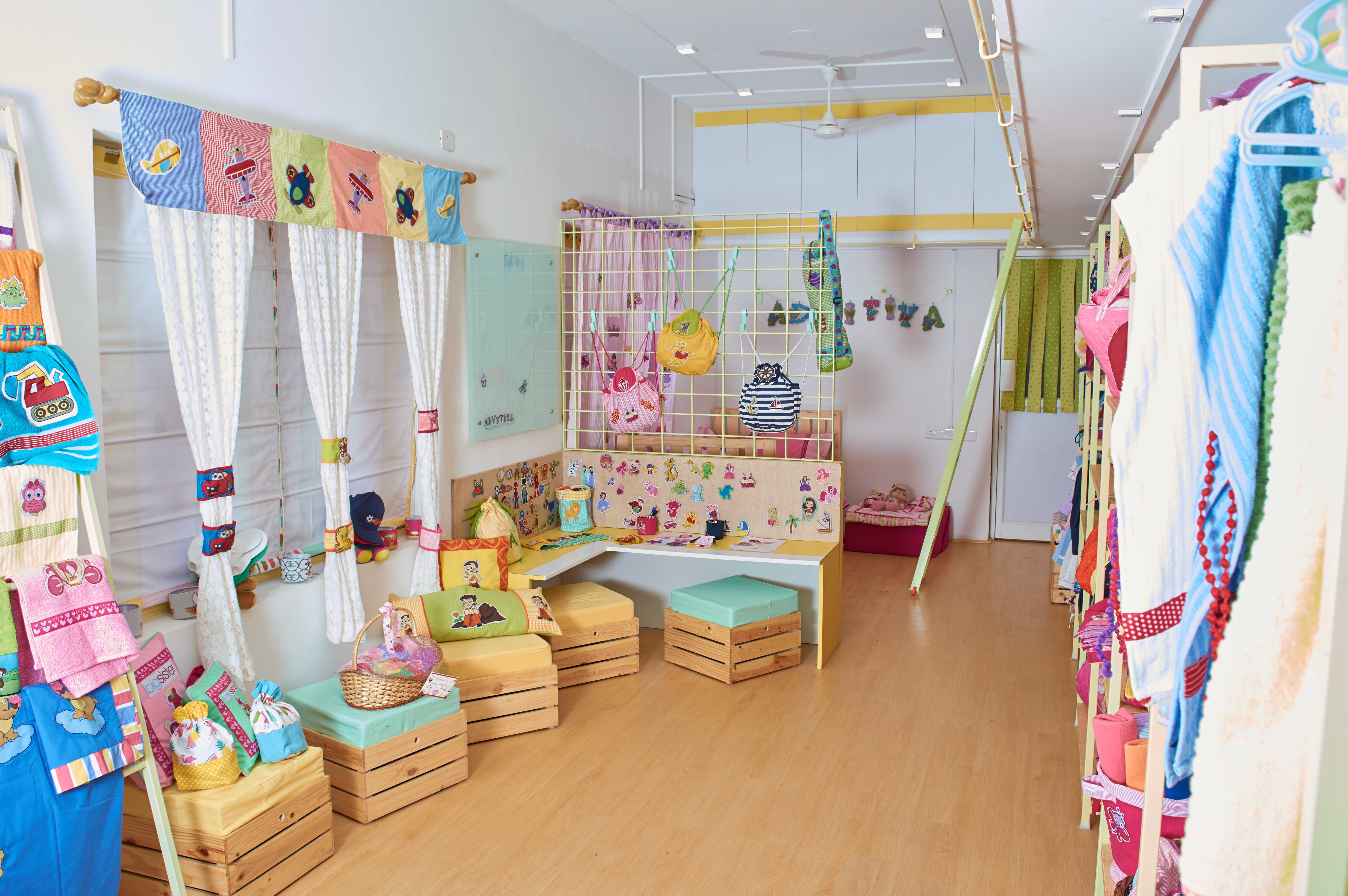 Advitya Designs Review – Premium Personalized Products For Kids!