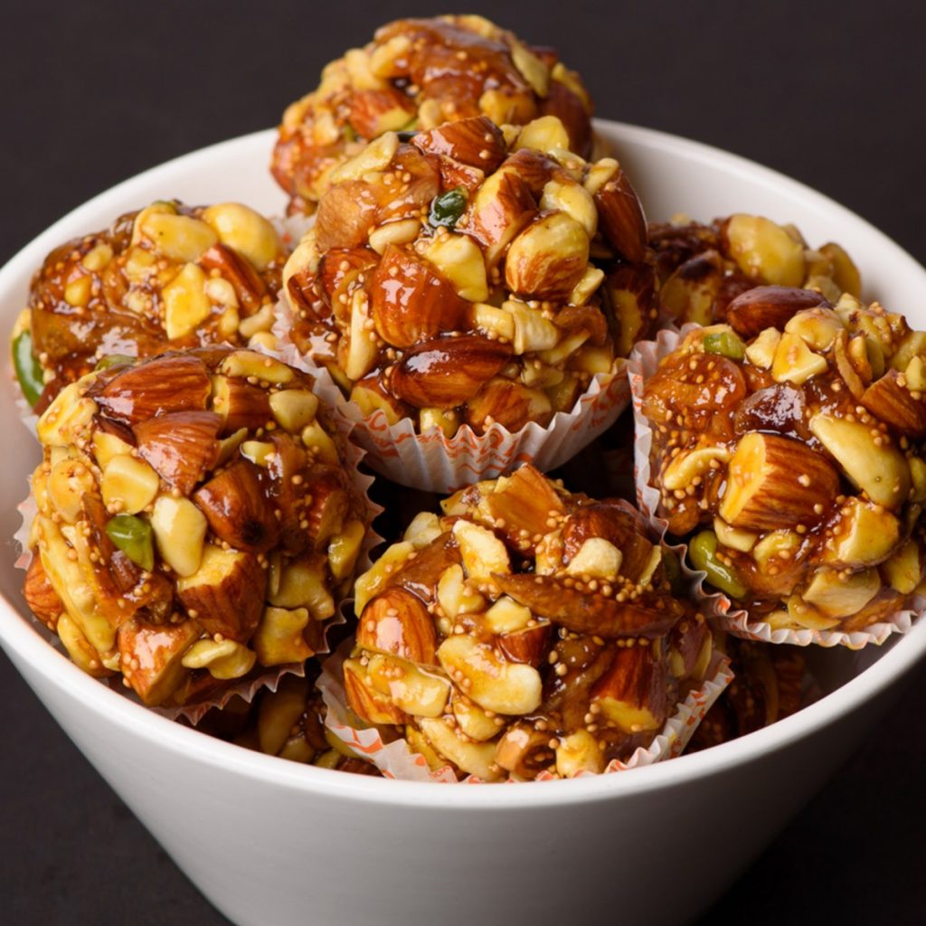 Dates Anjeer Ladoo